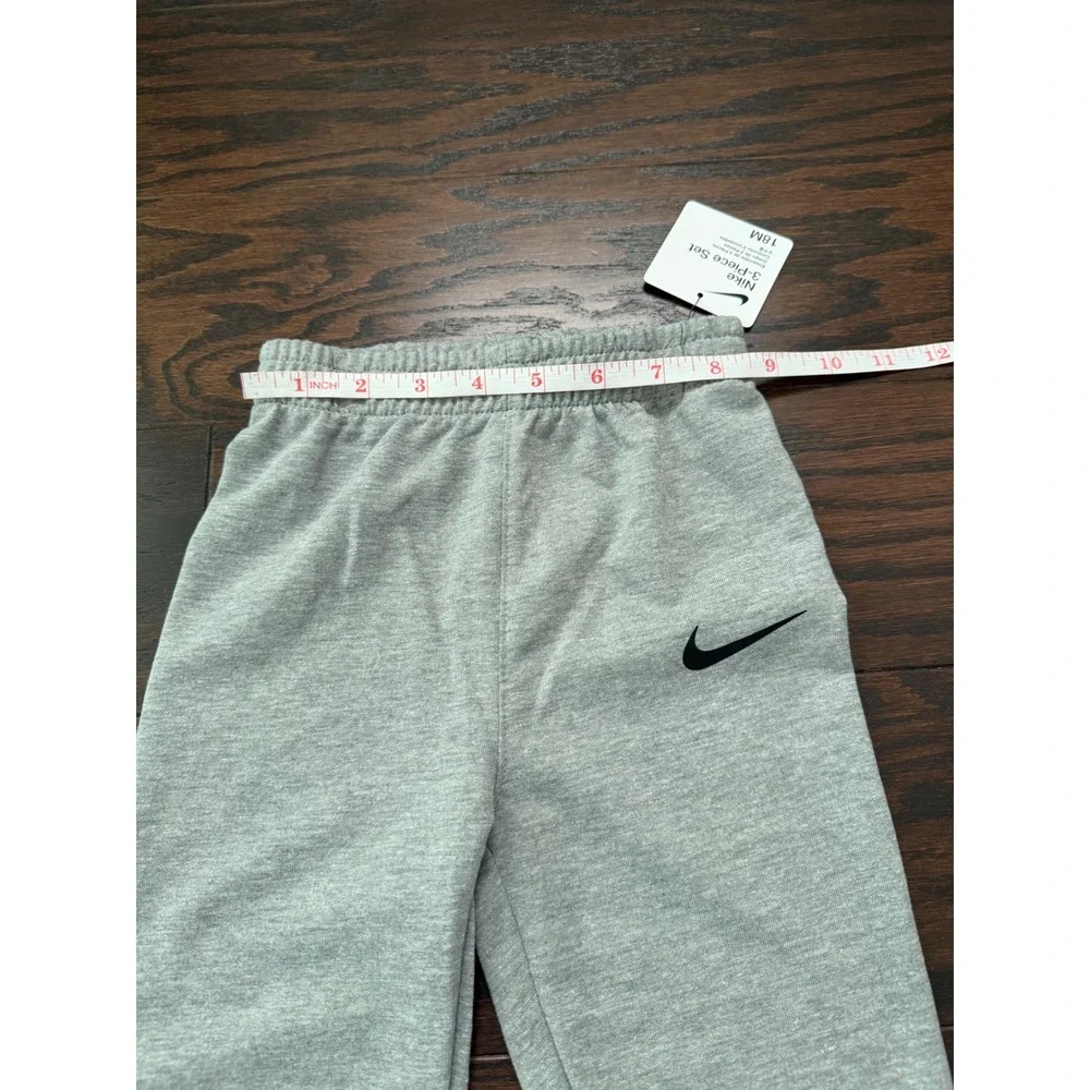 Nike 3-Piece Set Baby 18M Hoodie Joggers Bodysuit Grey White 66L940-042
